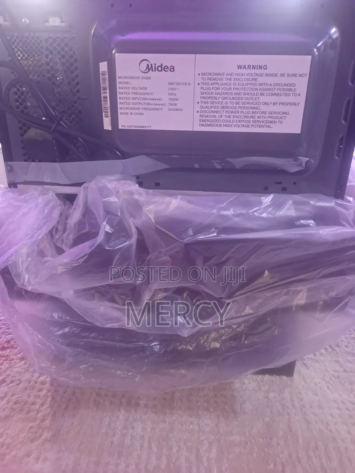 Brand New Midea Microwave Oven