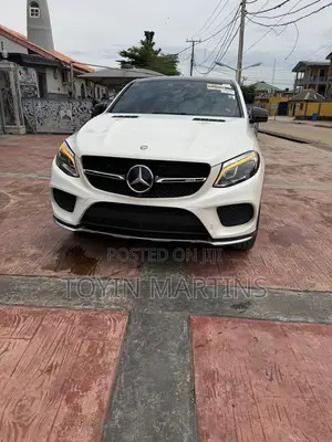 Mercedes-Benz GLE-Class 2017 White