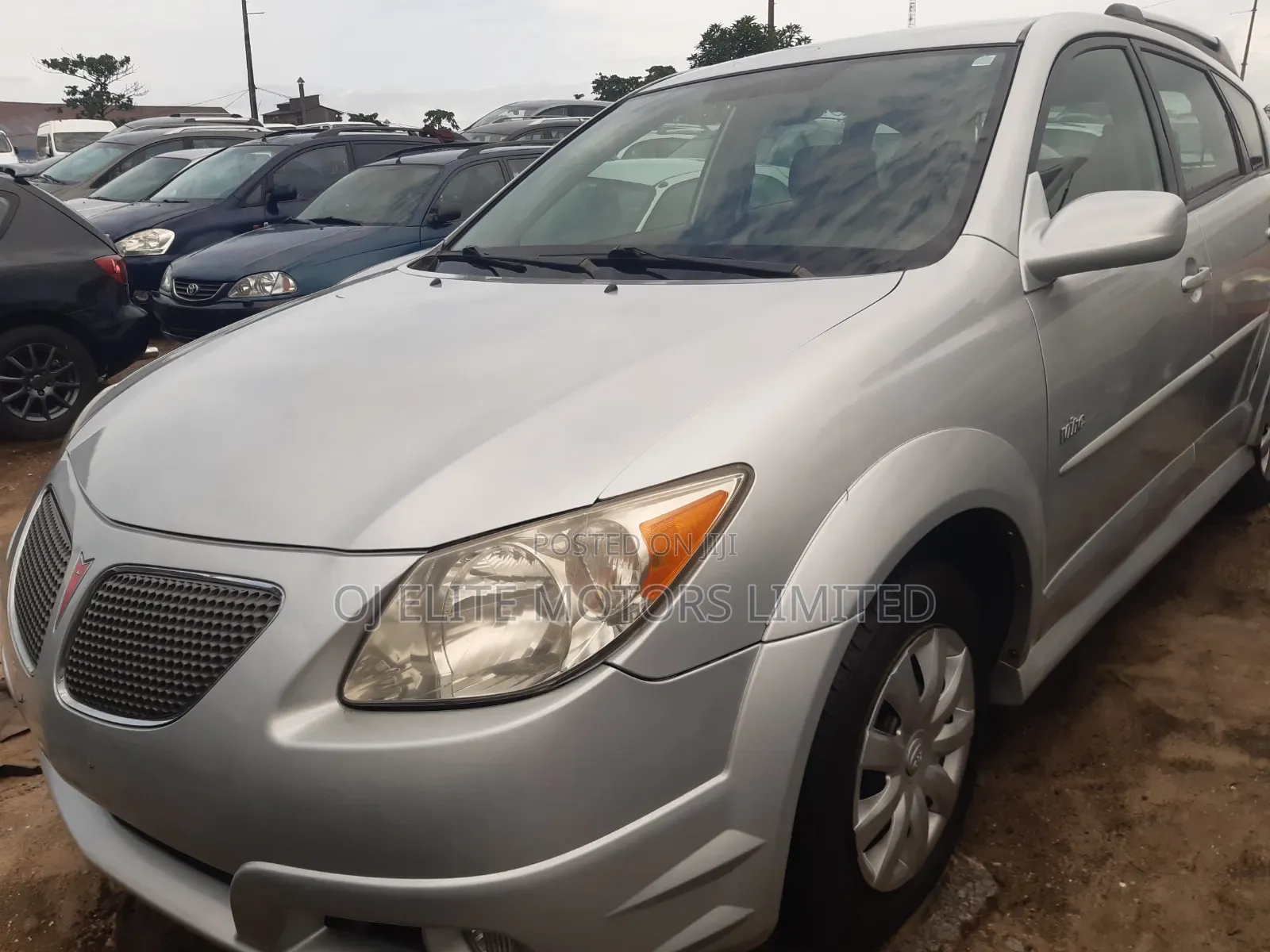 Pontiac Vibe 2006 Silver