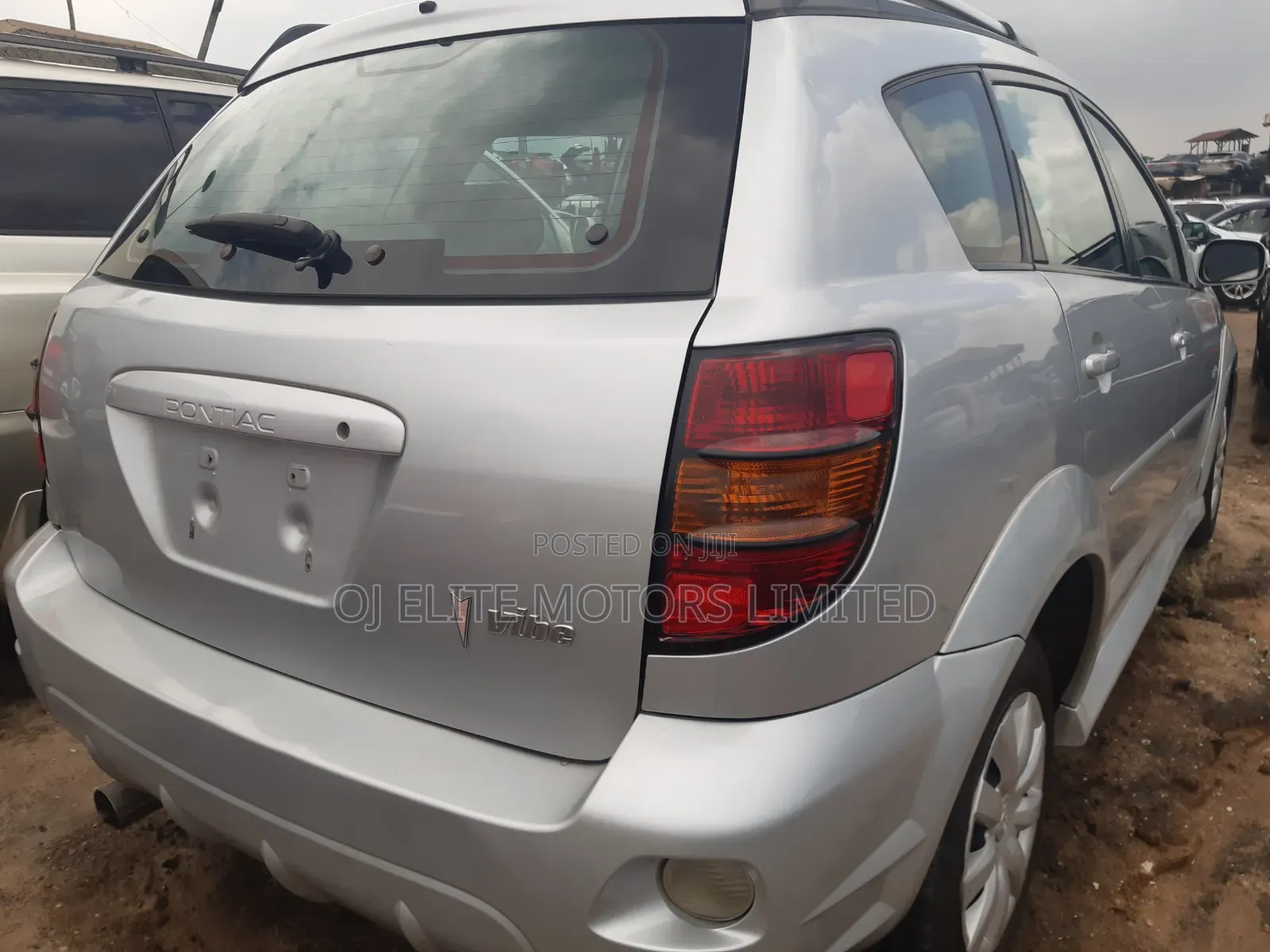 Pontiac Vibe 2006 Silver