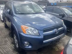 Toyota RAV4 Limited 2011 Blue