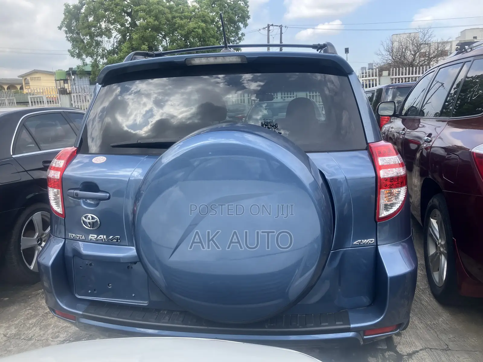 Toyota RAV4 Limited 2011 Blue