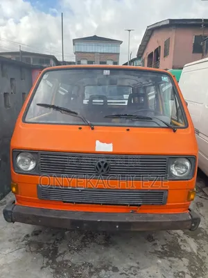 Volkswagen Transporter 2003 Orange