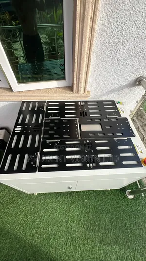Automatic Clothes Folding Machine