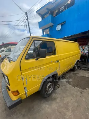 Volkswagen Transporter 2003 Yellow