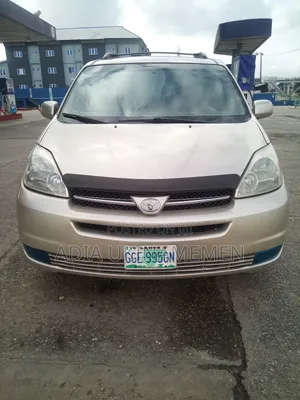 Toyota Sienna XLE Limited 2005 Gold