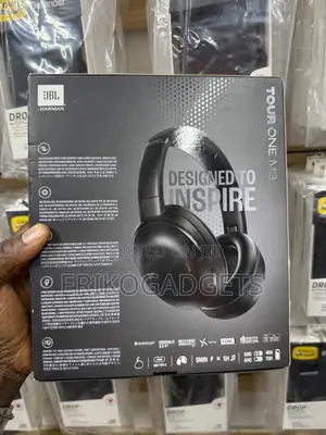 JBL Tour One M3