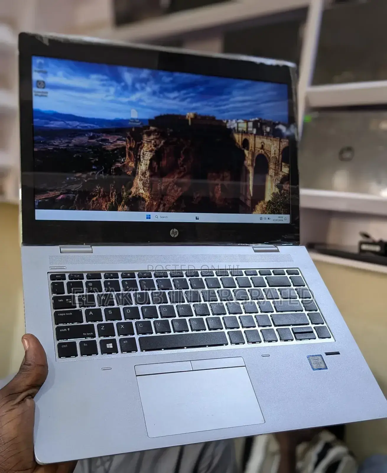New Laptop HP 8GB Intel Core i5 SSD 256GB