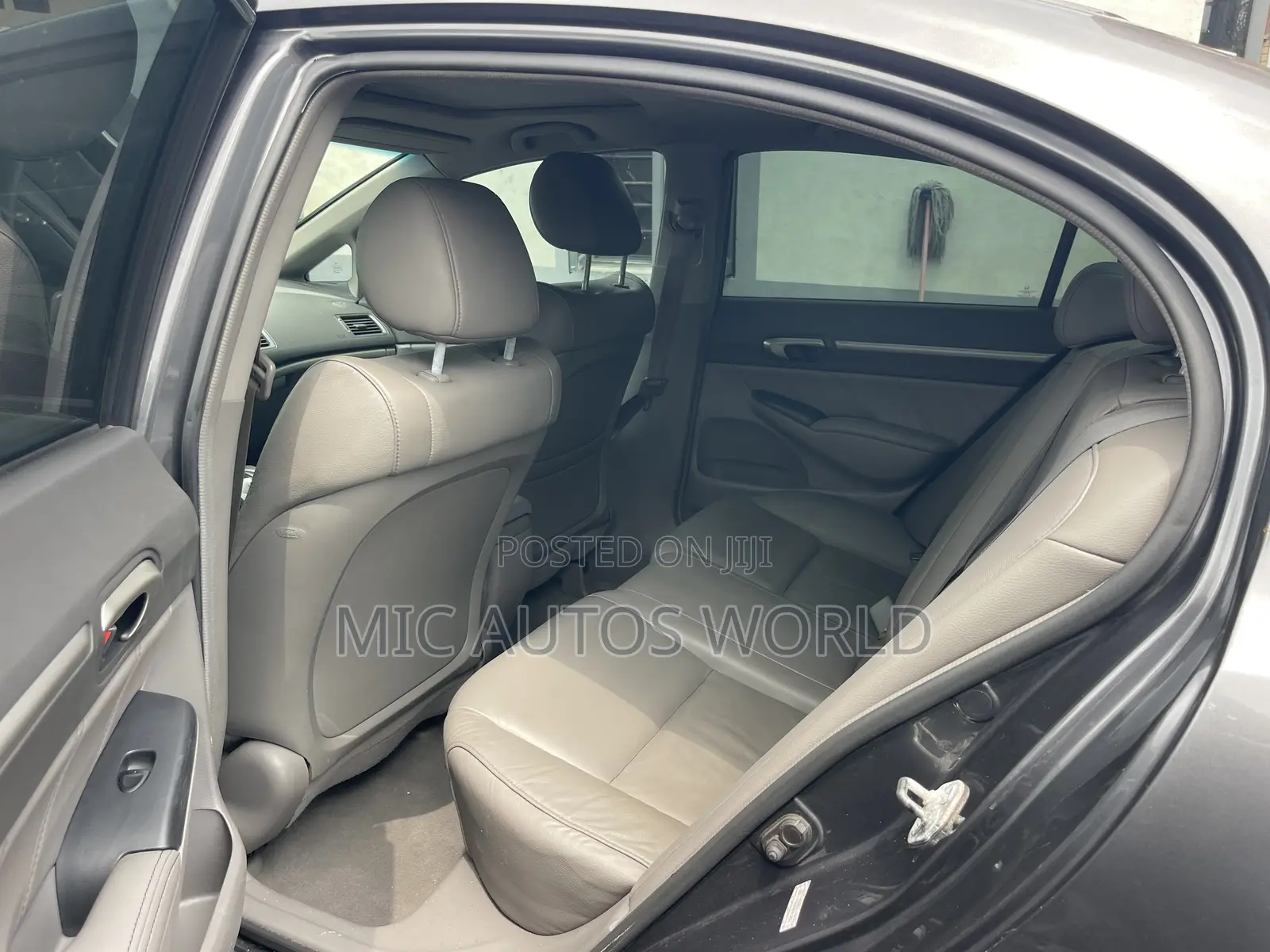Honda Civic 2010 Gray