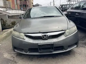 Honda Civic 2010 Gray