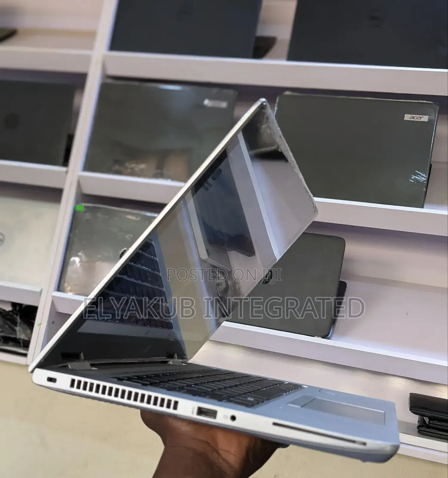 New Laptop HP 8GB Intel Core i5 SSD 256GB