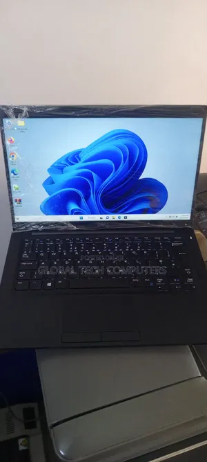 Laptop Dell Latitude 7390 8GB Intel Core i7 SSD 256GB