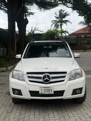Mercedes-Benz GLK-Class 350 2011 White