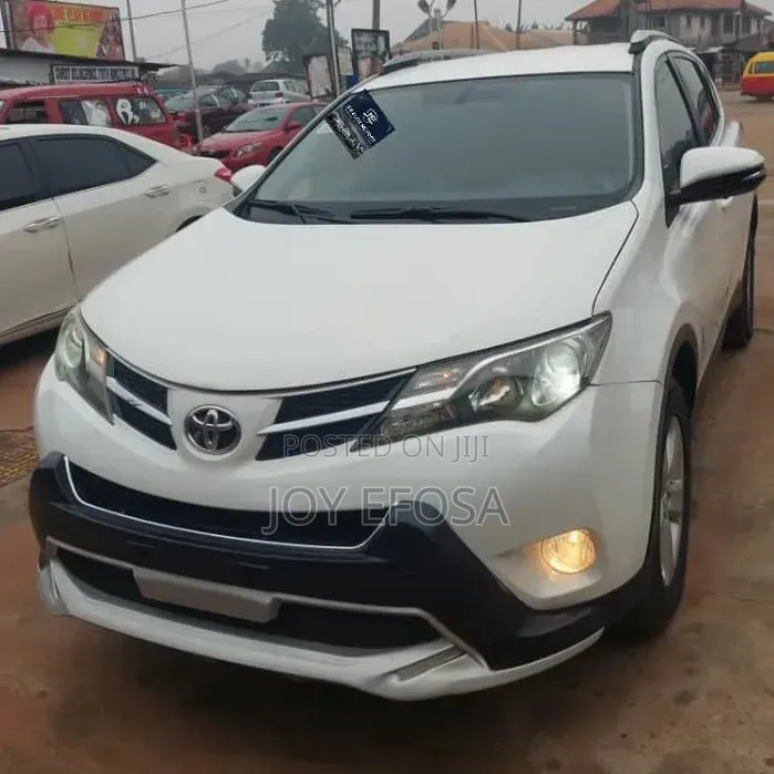 Toyota RAV4 2014 White