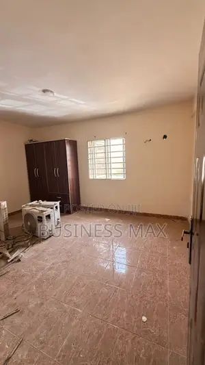 1bdrm Block of Flats in Brains And Hammers, Life Camp for rent