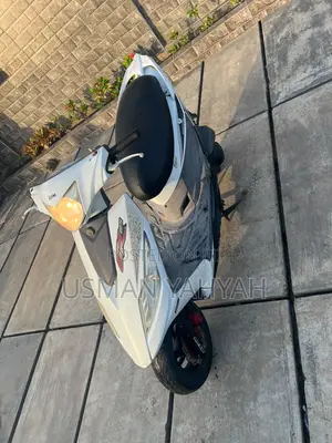 SYM Fnx 125 2024 White
