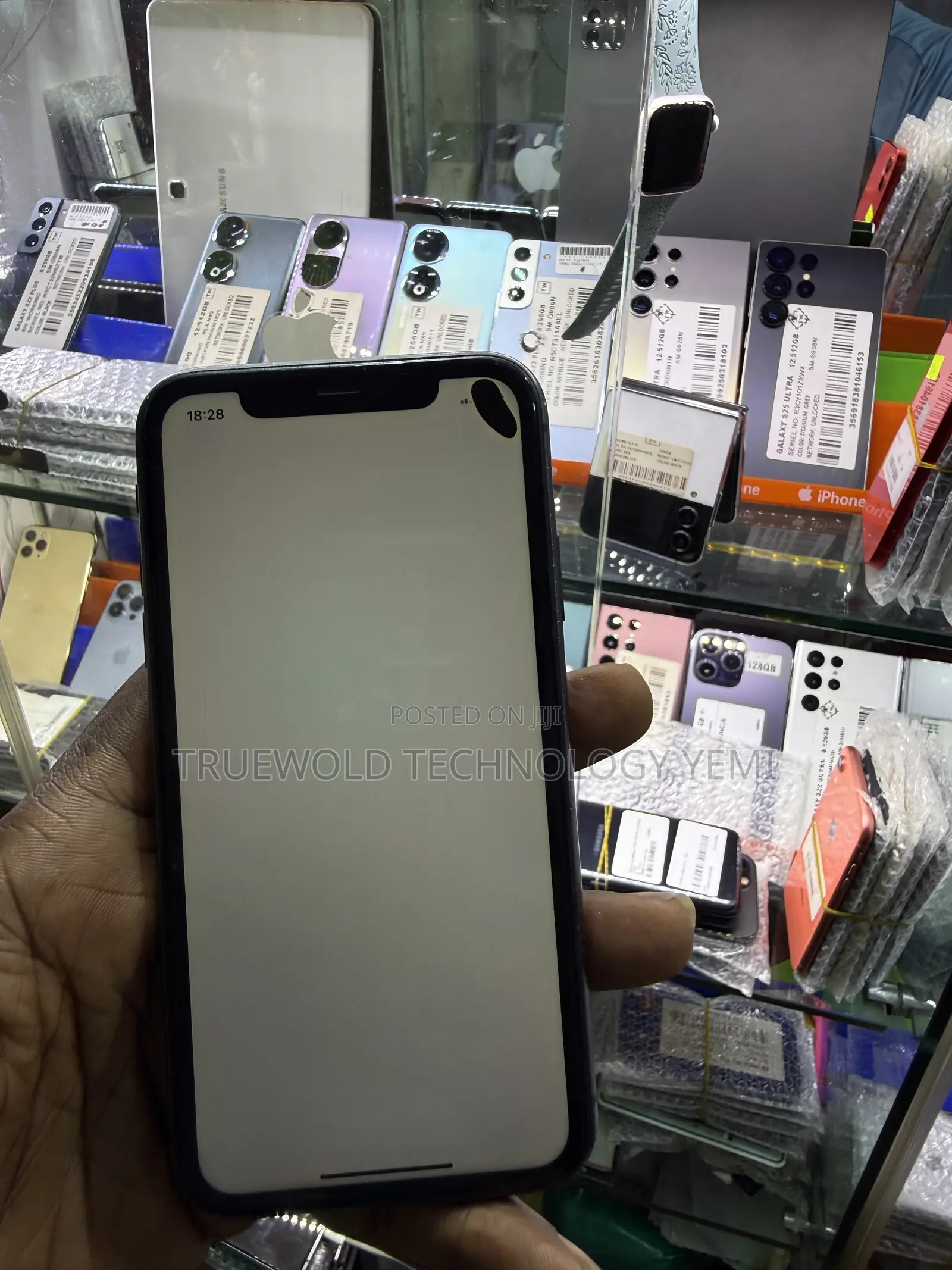 Apple iPhone 11 128 GB Black