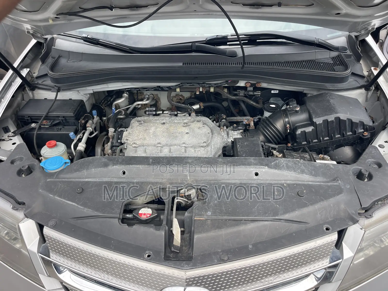 Acura MDX 2010 Silver