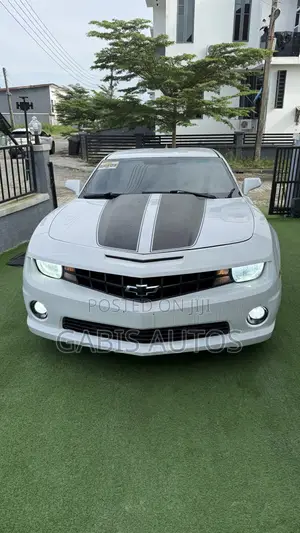Chevrolet Camaro 2013 White