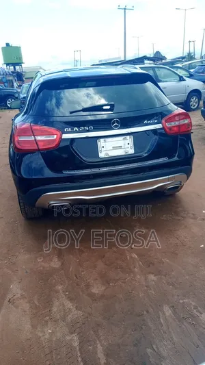 Mercedes-Benz GLA 250 2015 Black