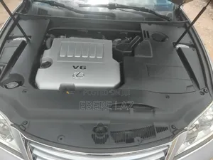 Lexus ES 2012 Silver
