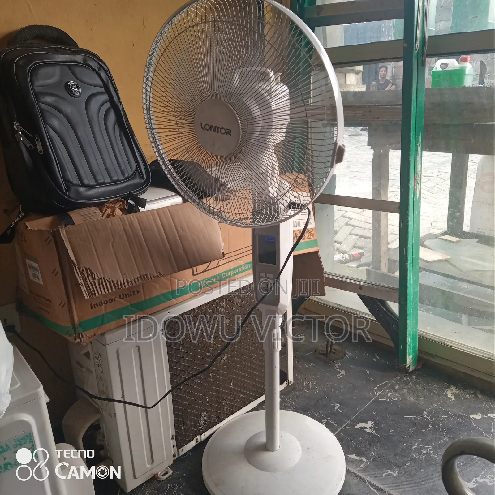 Lontor Rechargeable Farn