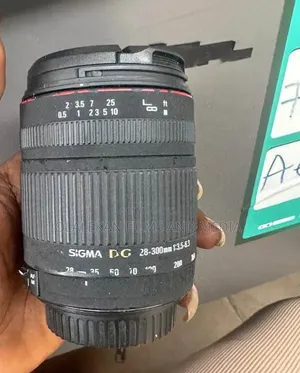 Sigma Zoom Lens 28-300mm For Sale