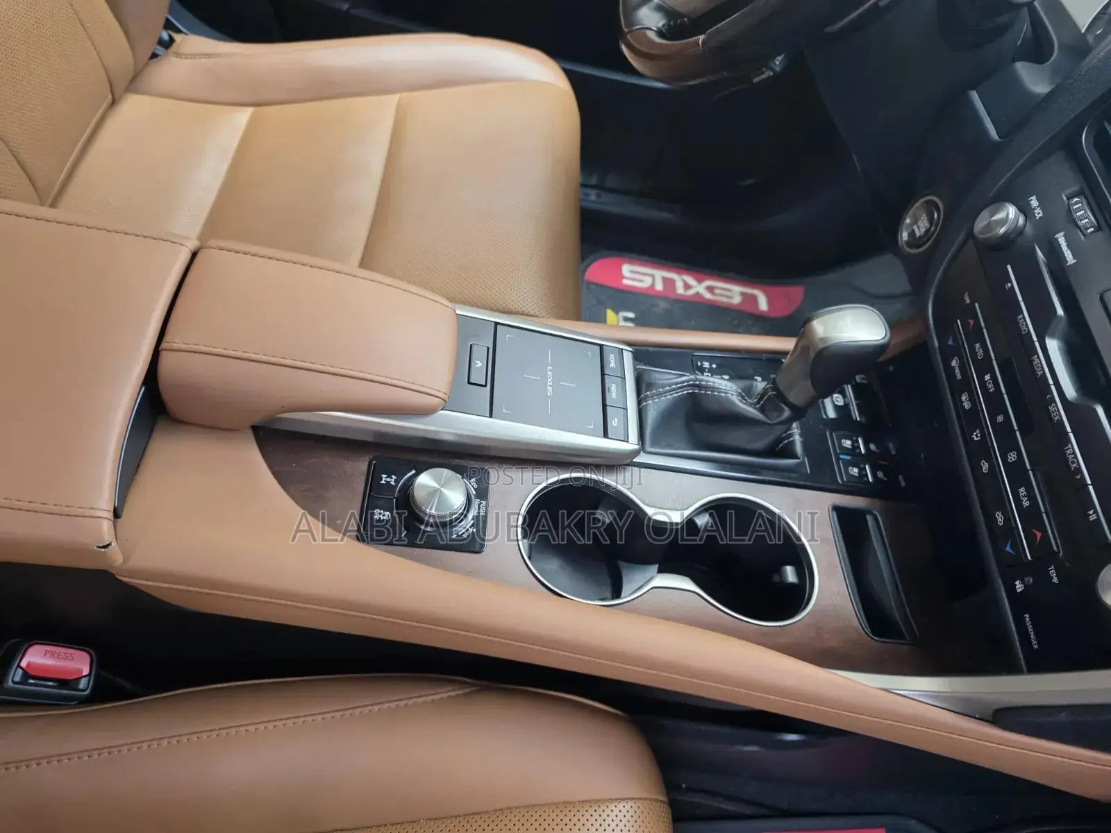 Lexus RX 2022 Brown