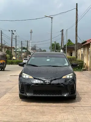Toyota Corolla SE 4dr Sedan (1.8L 4cyl CVT) 2017 Black