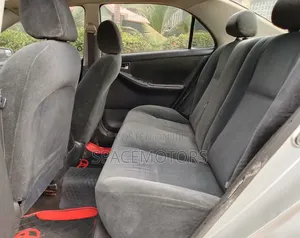 Toyota Corolla 2004 Silver