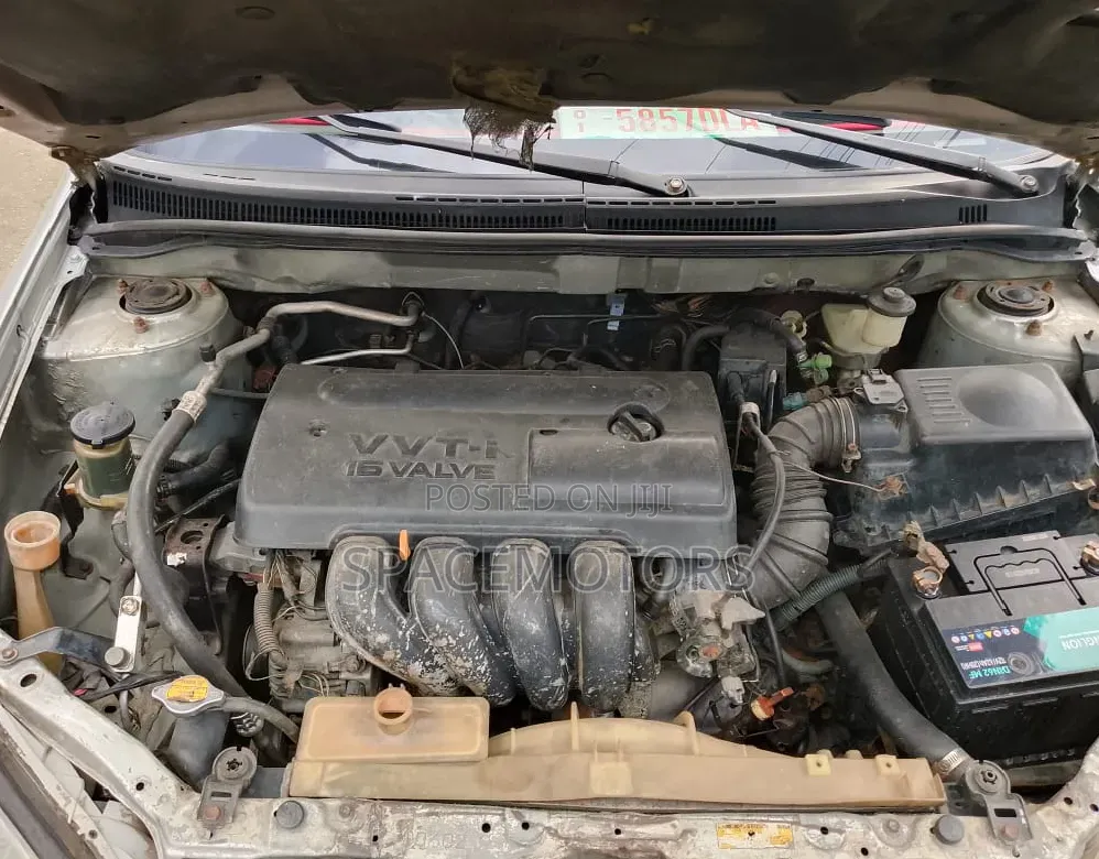 Toyota Corolla 2004 Silver