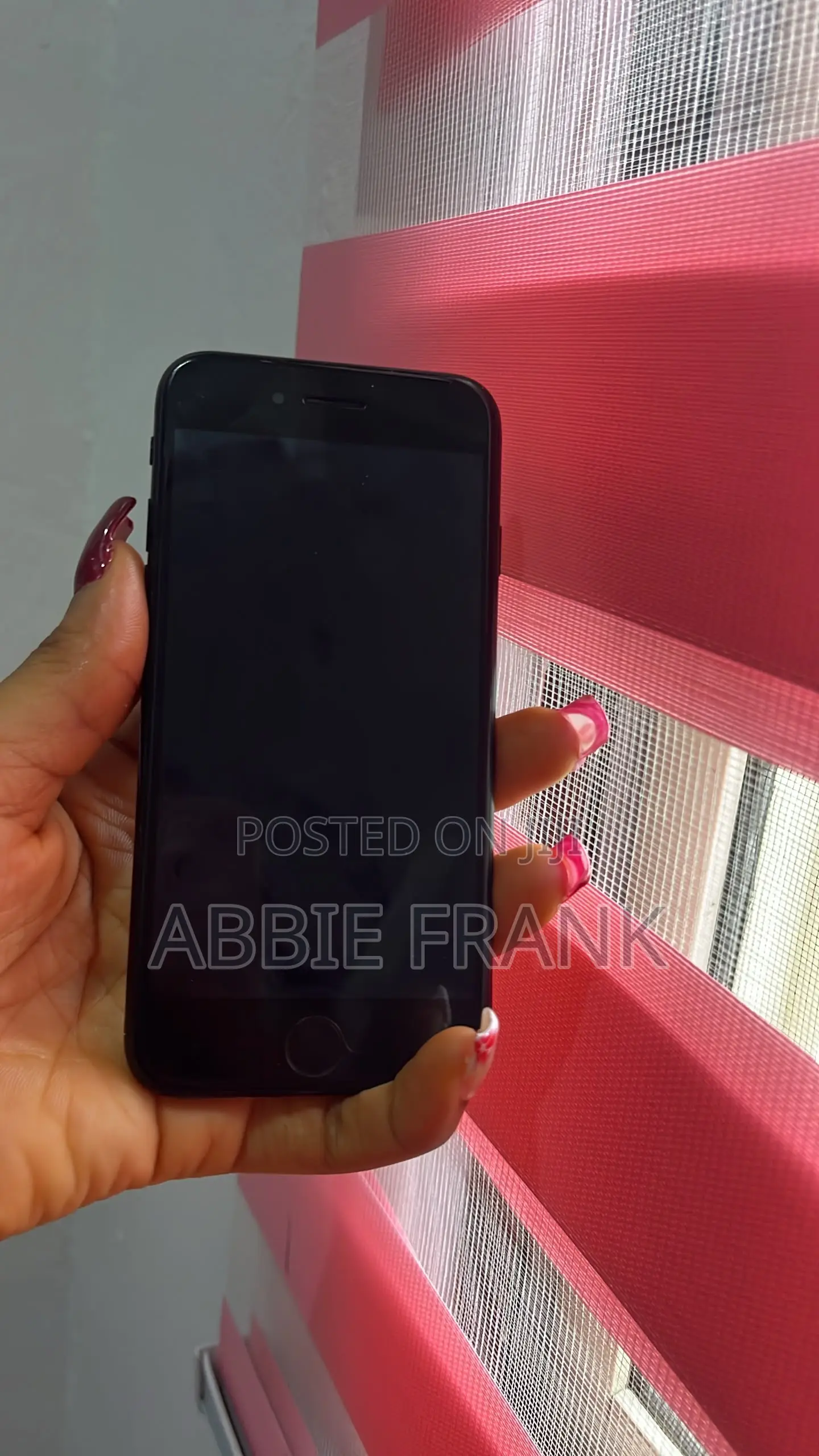 Apple iPhone SE (2022) 64 GB Black