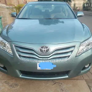 Toyota Camry 2010 Green