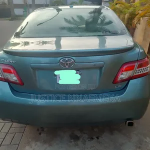 Toyota Camry 2010 Green
