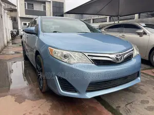Toyota Camry 2012 Blue