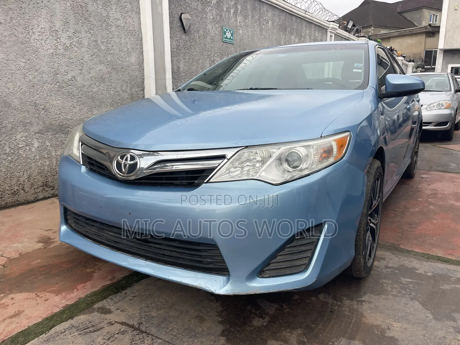 Toyota Camry 2012 Blue