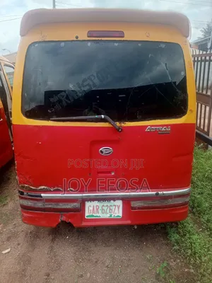 Daihatsu Hijet 2002 Red