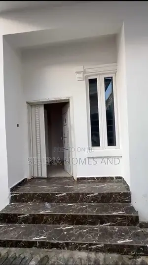 Studio Apartment in Ikota Villa Estate for rent