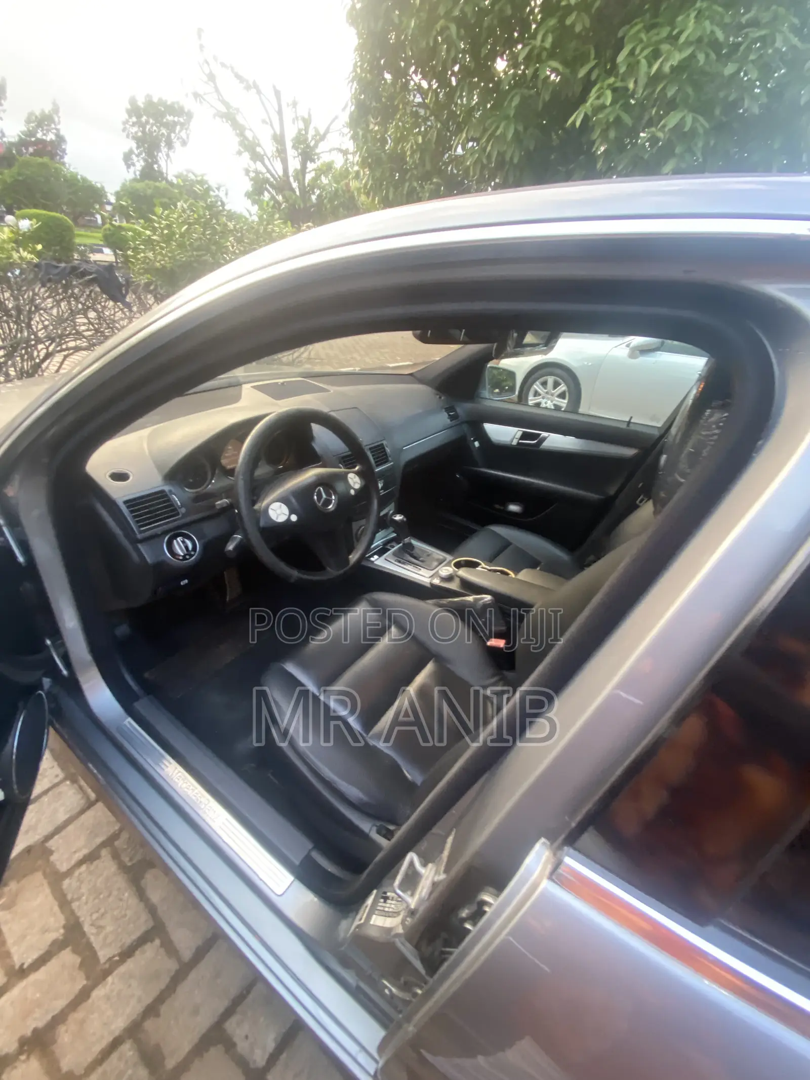 Mercedes-Benz C300 2009 Silver