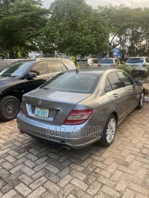 Mercedes-Benz C300 2009 Silver