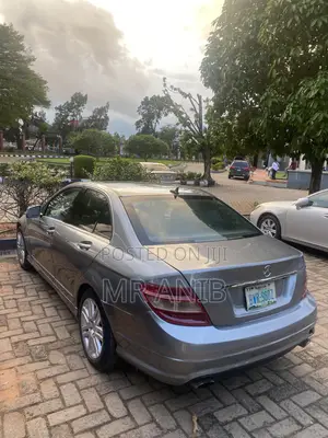 Mercedes-Benz C300 2009 Silver