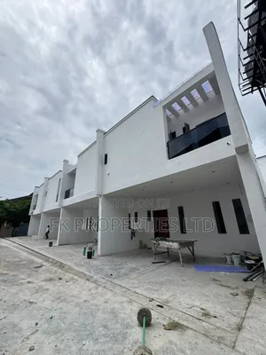3bdrm Townhouse/Terrace in Thomas Estate Ajah for sale