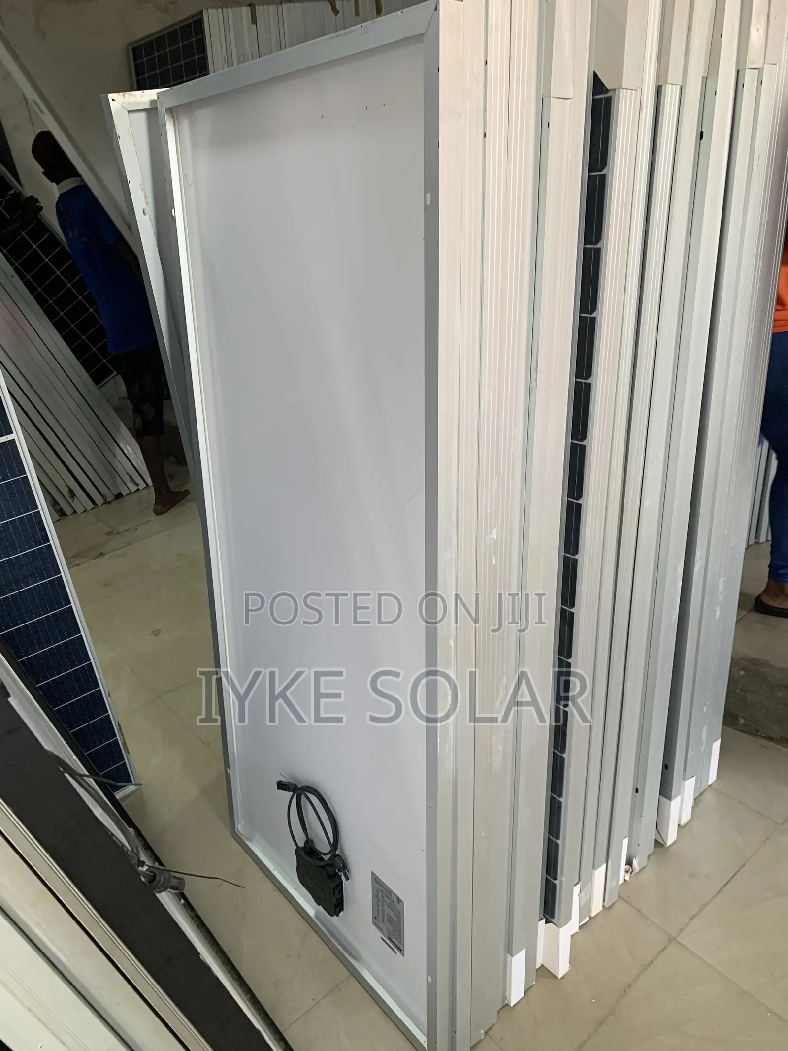300watts Maximum Solar Panel