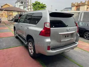 Lexus GX 2014 Silver