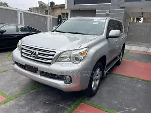 Lexus GX 2014 Silver