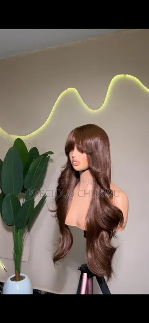 I Sale Quality Wigs, Jewelry, Hang Bags and Slippers
