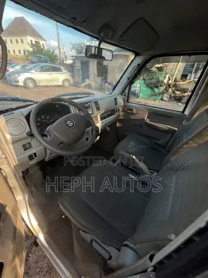 Suzuki APV Minibus 2016 Grey