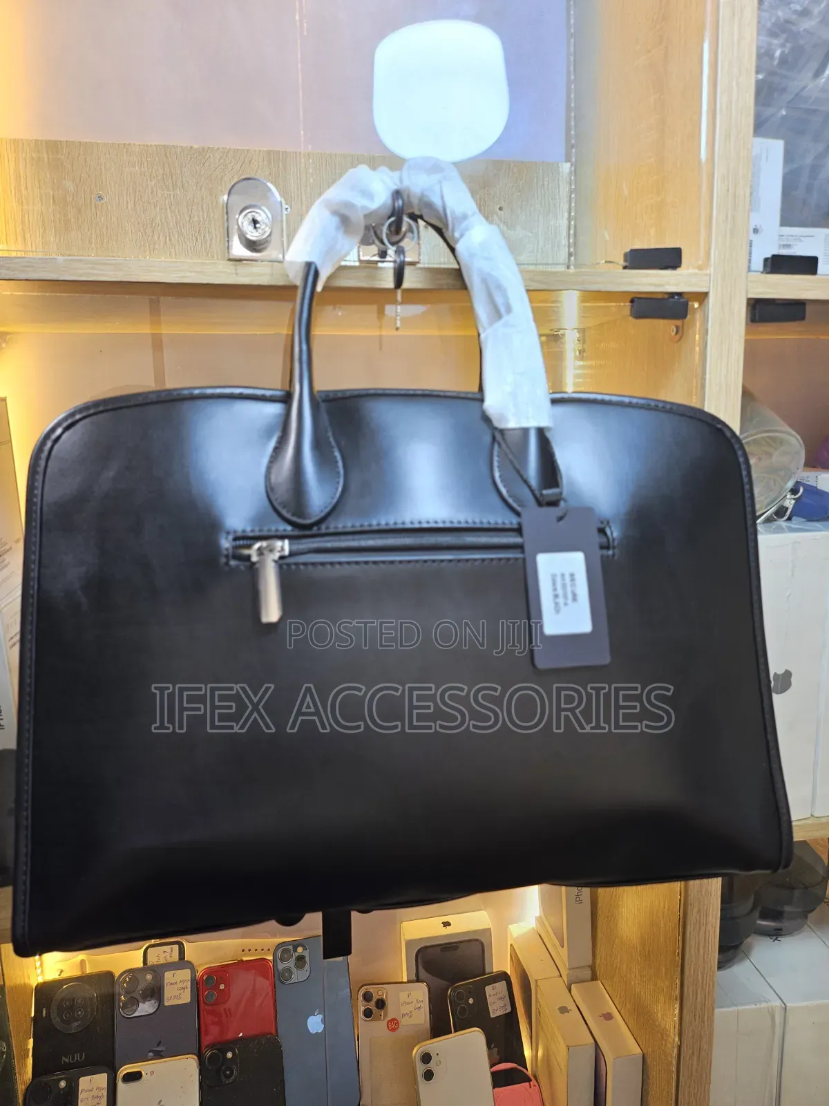 Secure Laptop Outing Bag (Fashion Bag) (Black Colour)