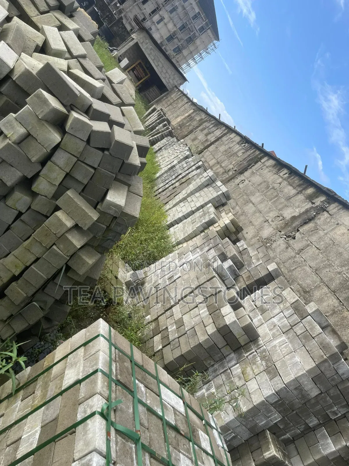 Size 8 Solid Paving Stone