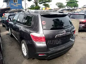 Toyota Highlander 2013 Gray